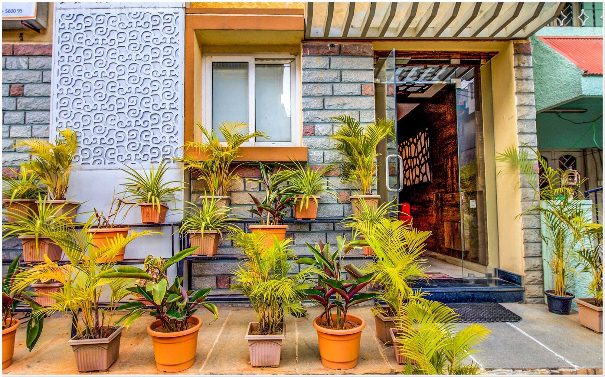 Hotel Fabexpress Neema Residency