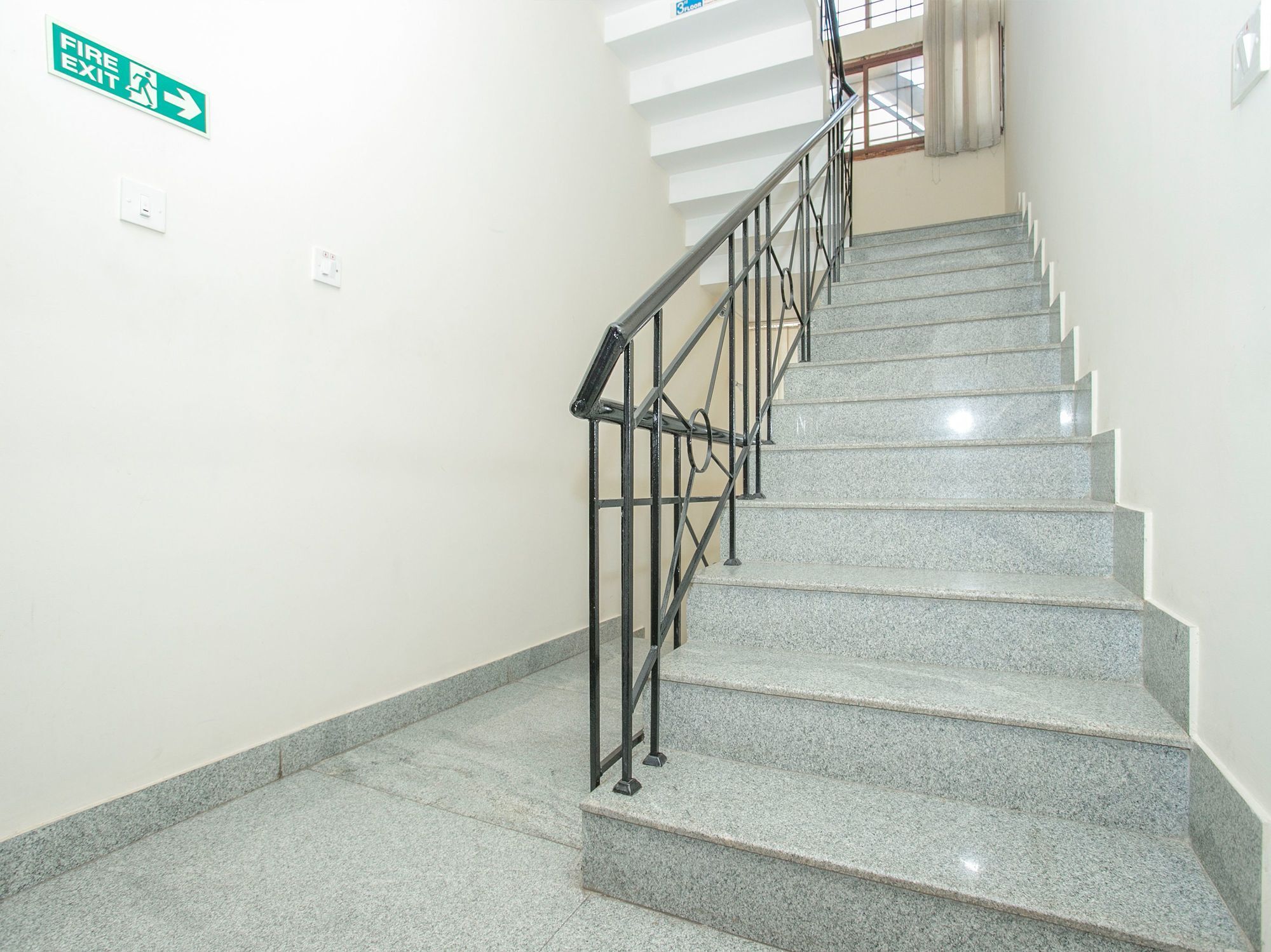 Hotel Oyo 12524 Compact Supralisa Bangalore