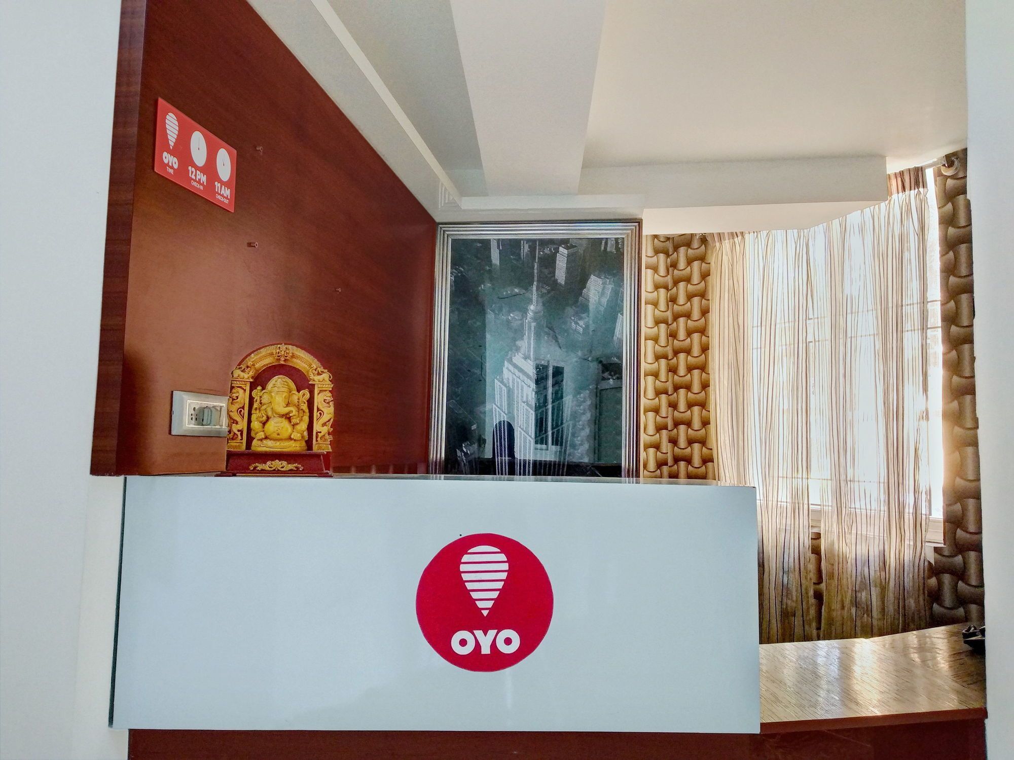 Hotel Oyo 10530 Near Forum Mall