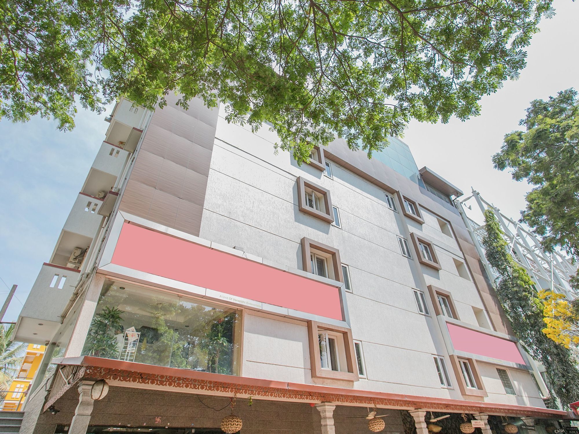 Hotel O Status Executive Room's Bangalore