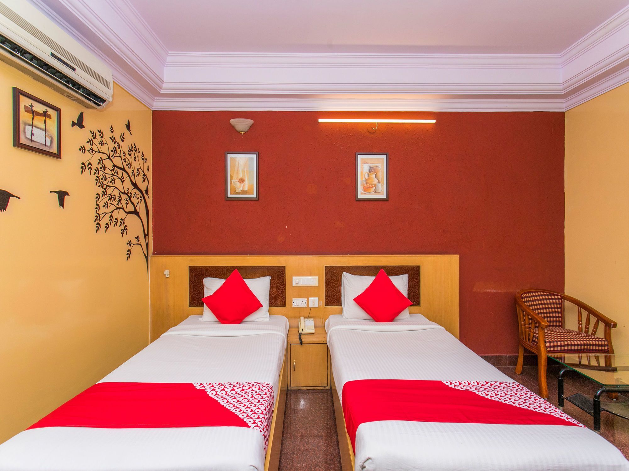 Oyo 330 Koramangala Maharaja Signal Hotel Bangalore