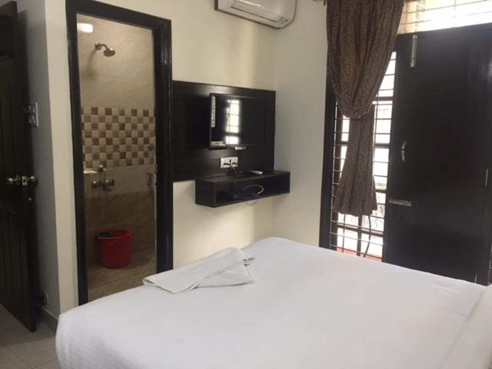 Savoury Fandhook Hotel Bangalore
