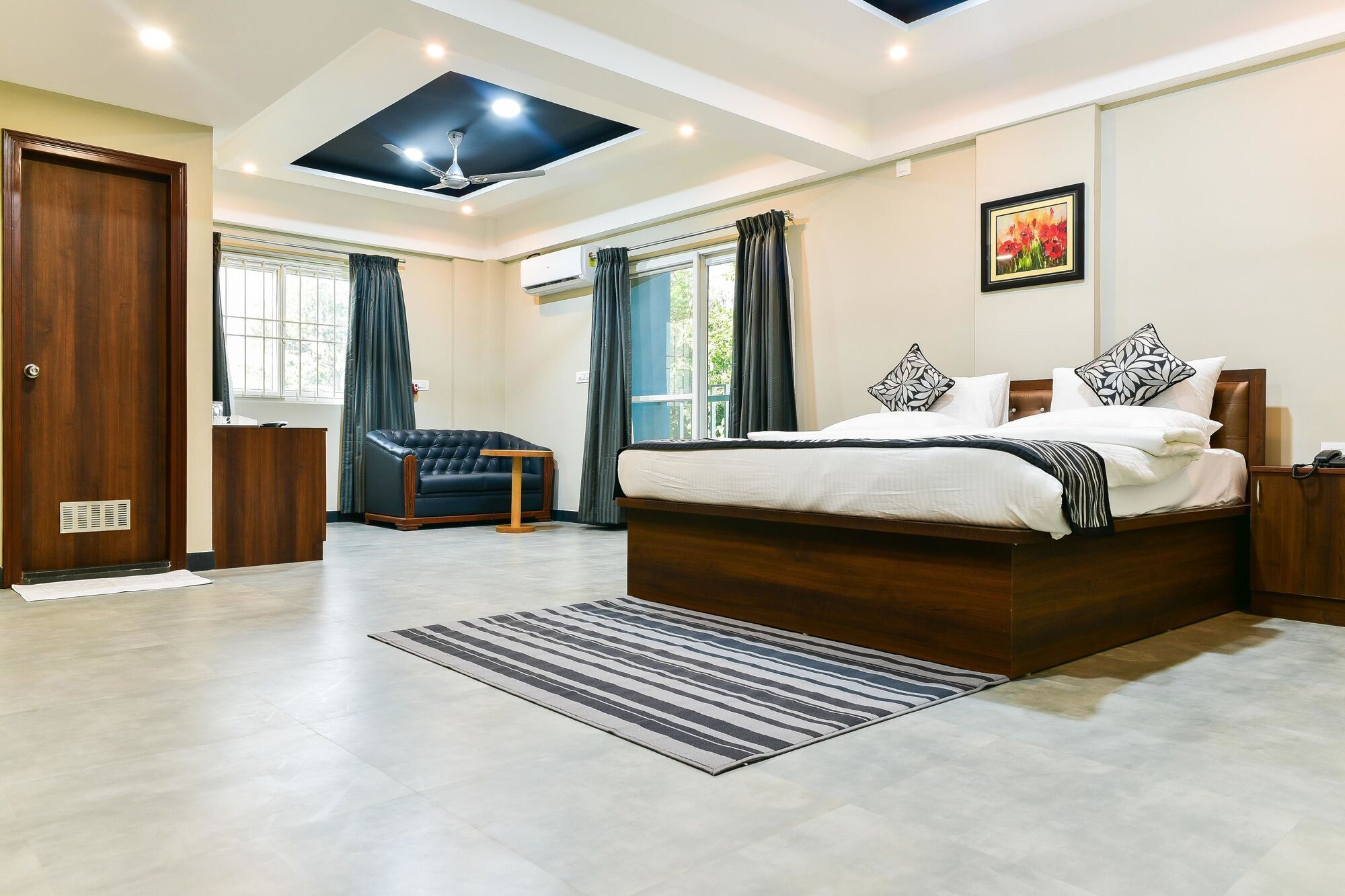 Abion Hotel 3*