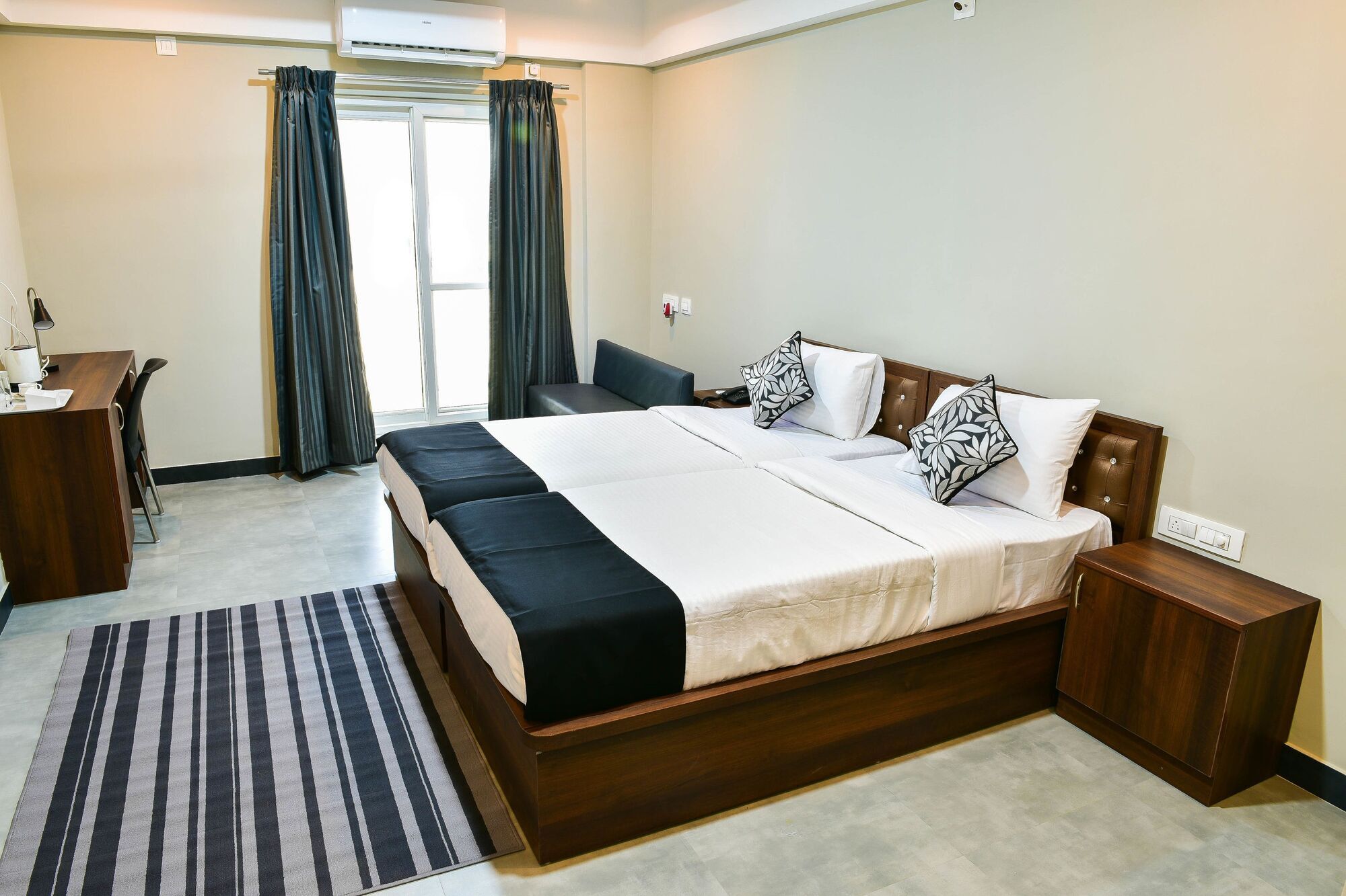 Abion Hotel 3*