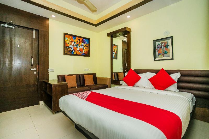 Oyo 3246 The Bouvice Hotel Bangalore