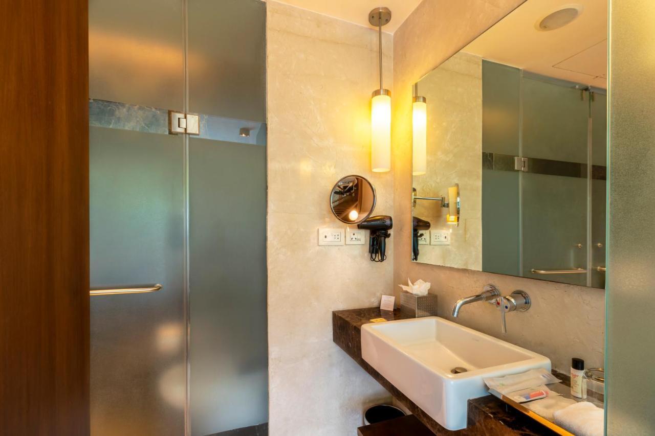 Vivanta Bengaluru, Whitefield 5* Bangalore