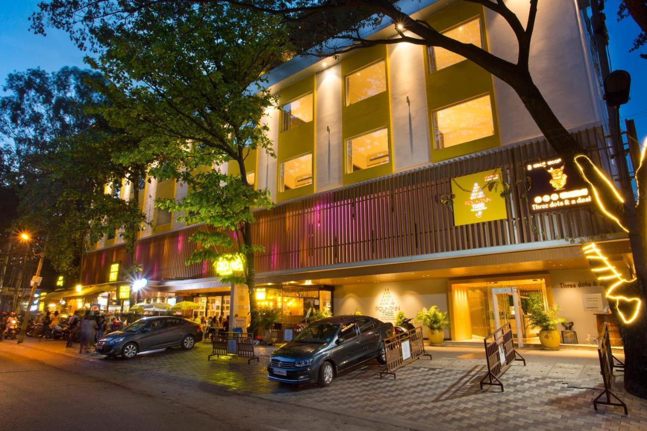 Fountain Tree By Tgi Hotel