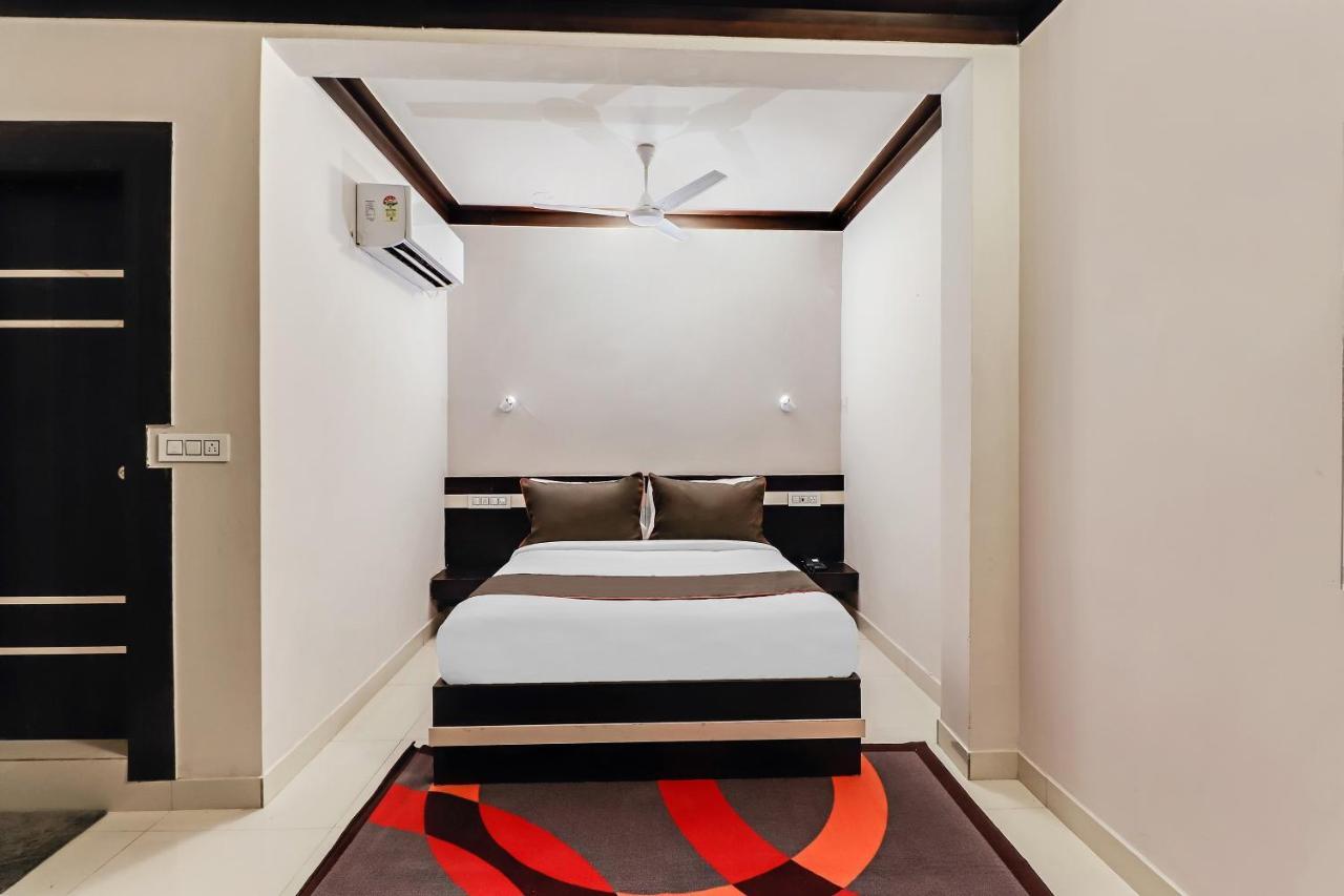 Hotel Collection O 199 Tin Factory