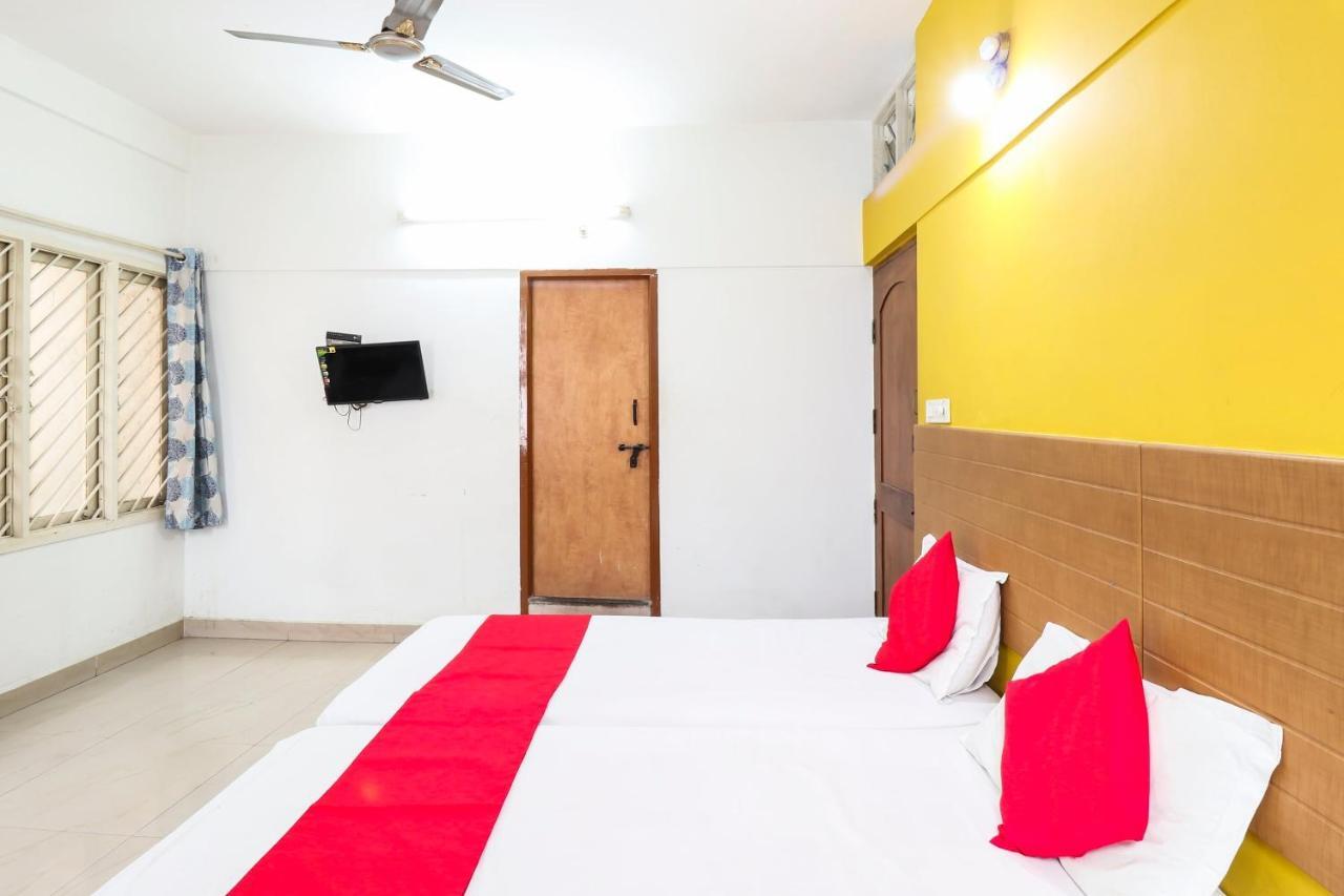 Hotel Spot On 49093 Kashyap Boarding & Lodging Spot