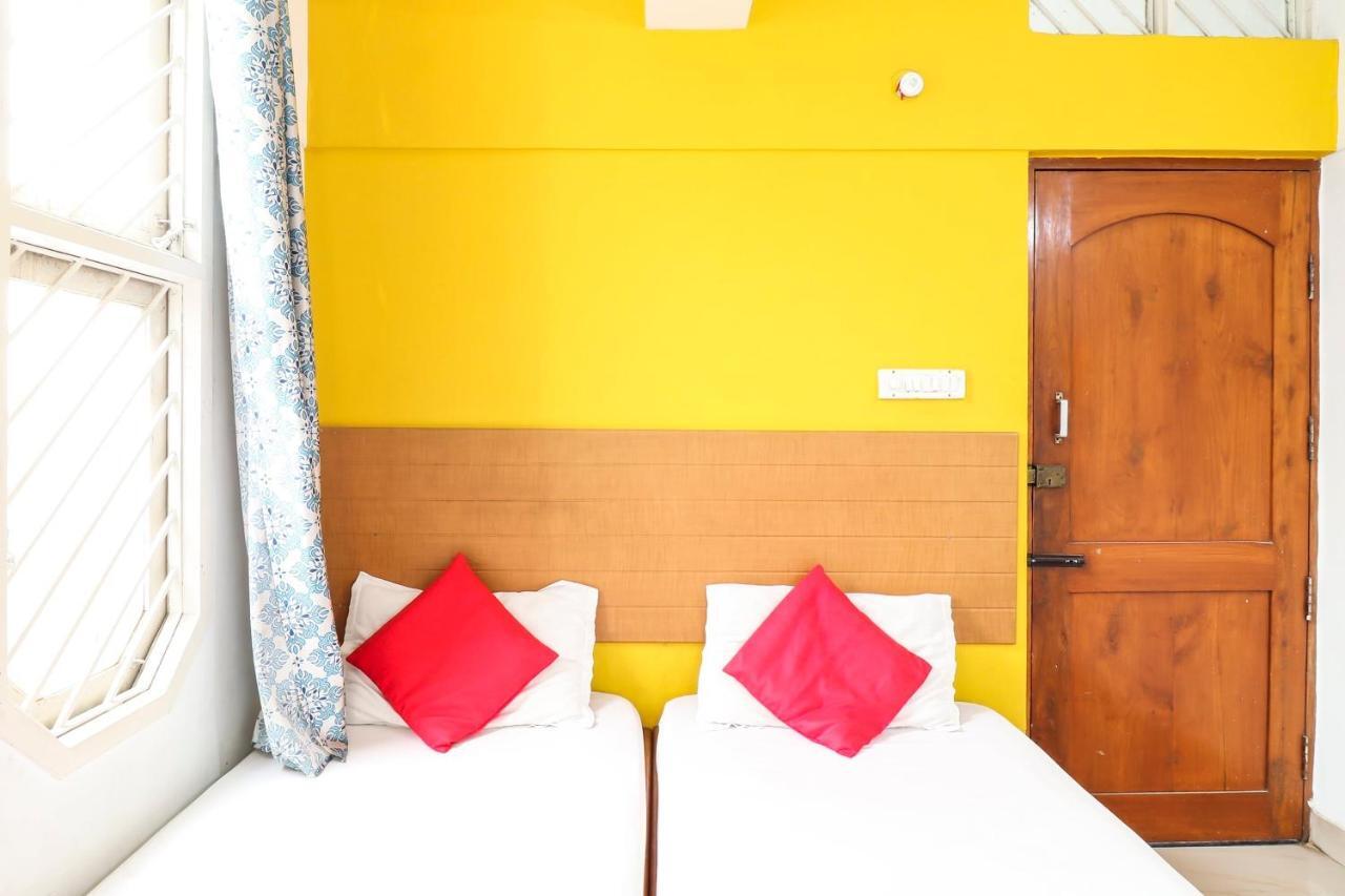 Spot On 49093 Kashyap Boarding & Lodging Spot Hotel Bangalore