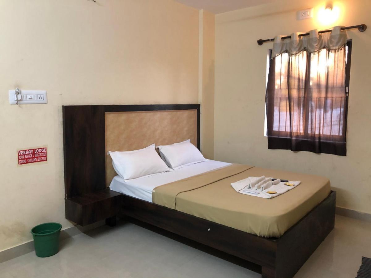 Hotel Veekay *