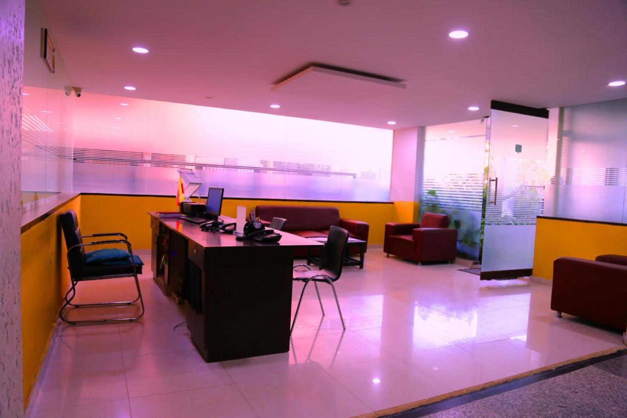 Airport Gateway 3*