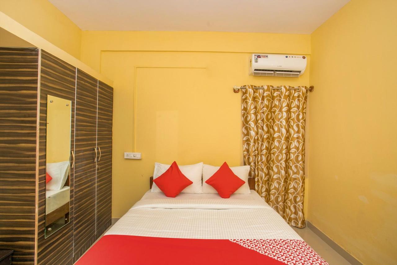Oyo 12776 Sv Hotel 3*