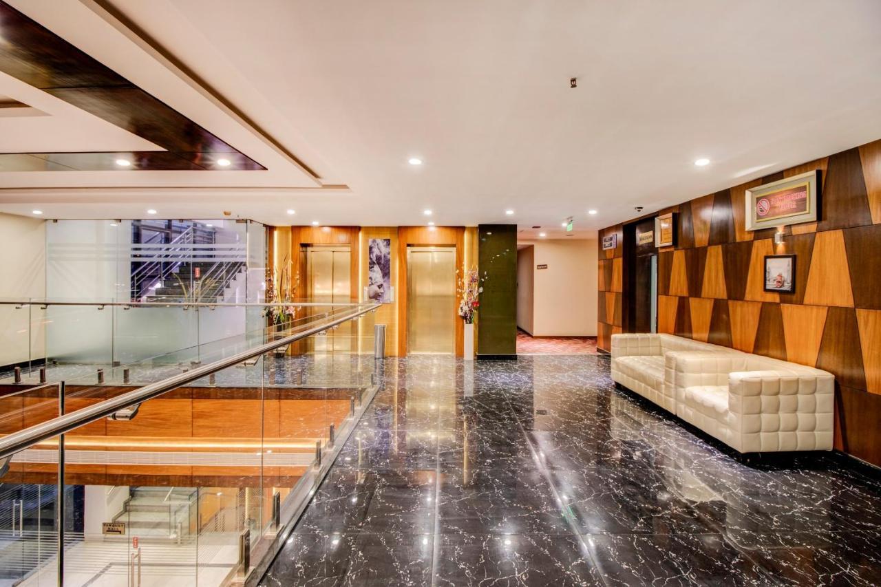 Hotel Sahar Pavillion