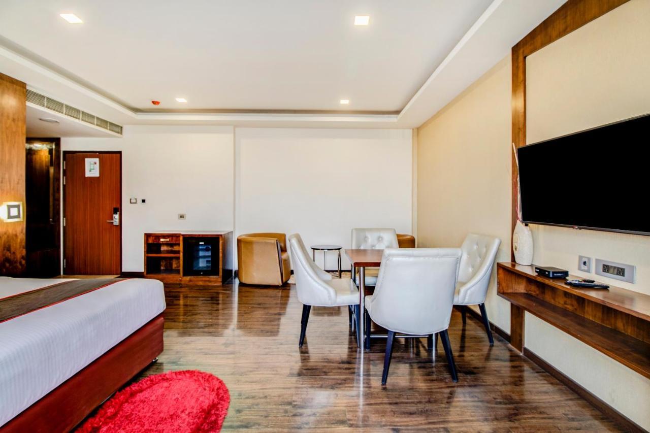 Hotel Sahar Pavillion