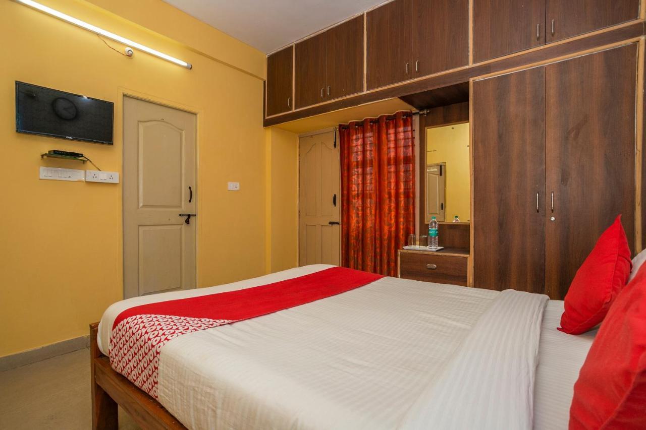 Hotel Oyo 12776 Sv Bangalore