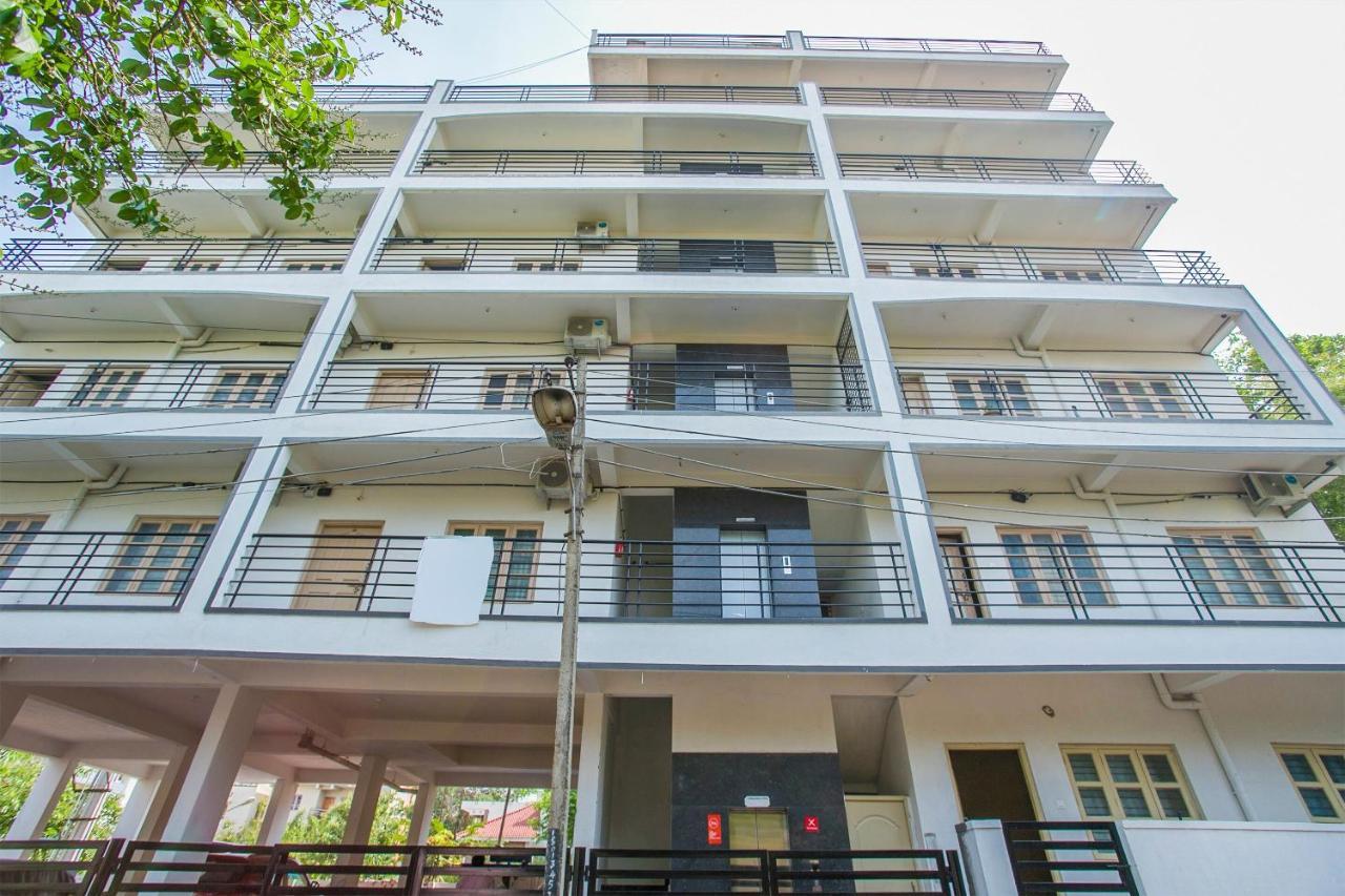 Hotel Oyo 12776 Sv Bangalore