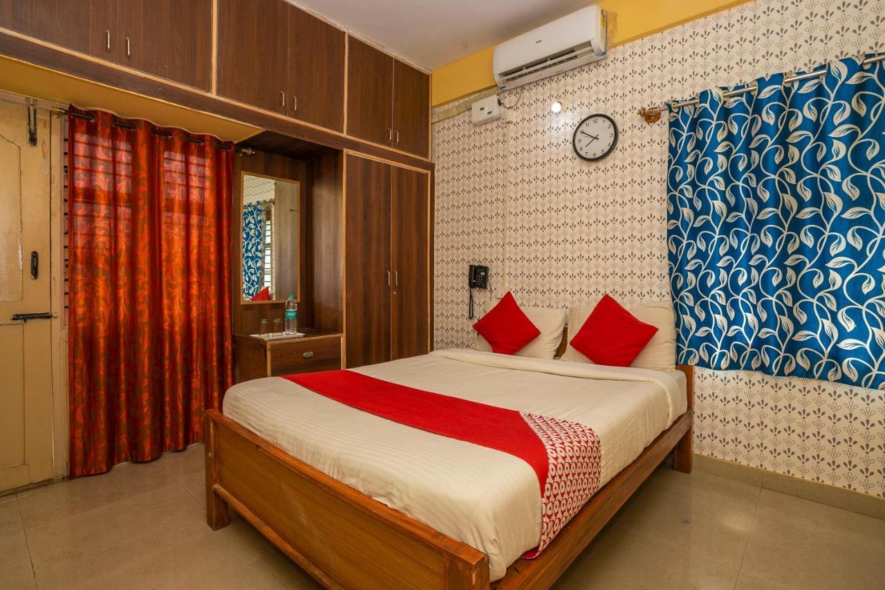 Oyo 12776 Sv Hotel 3*