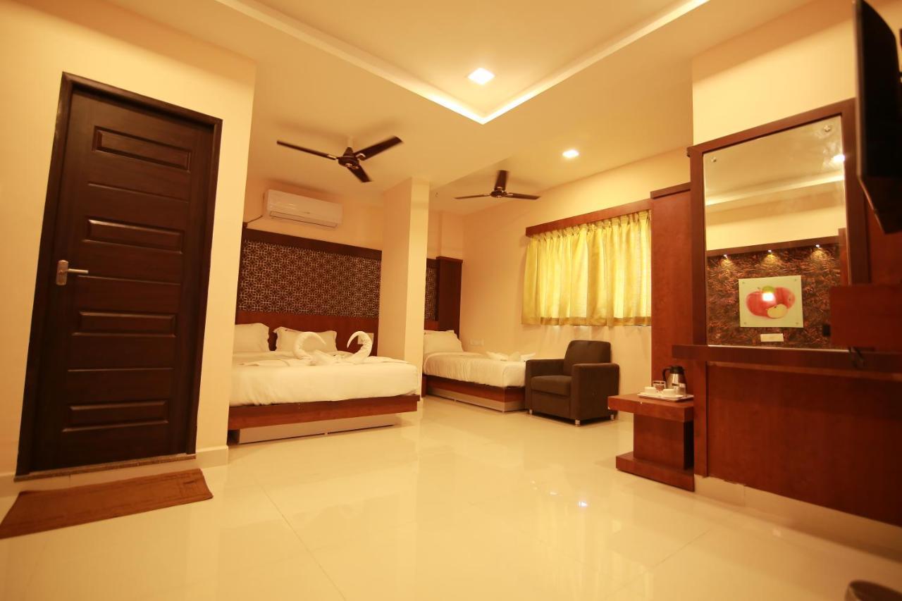 Hotel Apple 2*