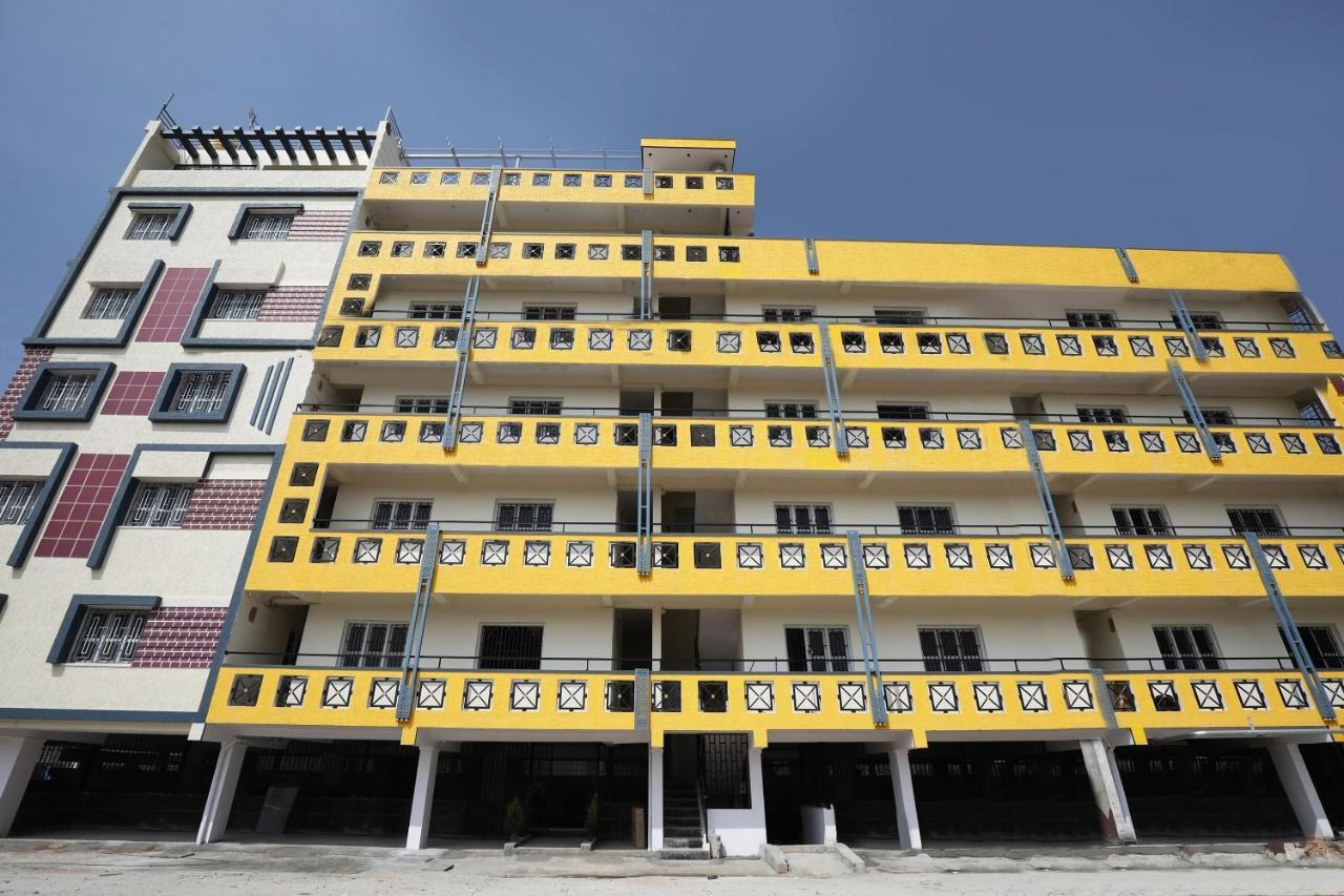 Hotel Oyo Flagship 15967 Yehlanka Airport Road 3*