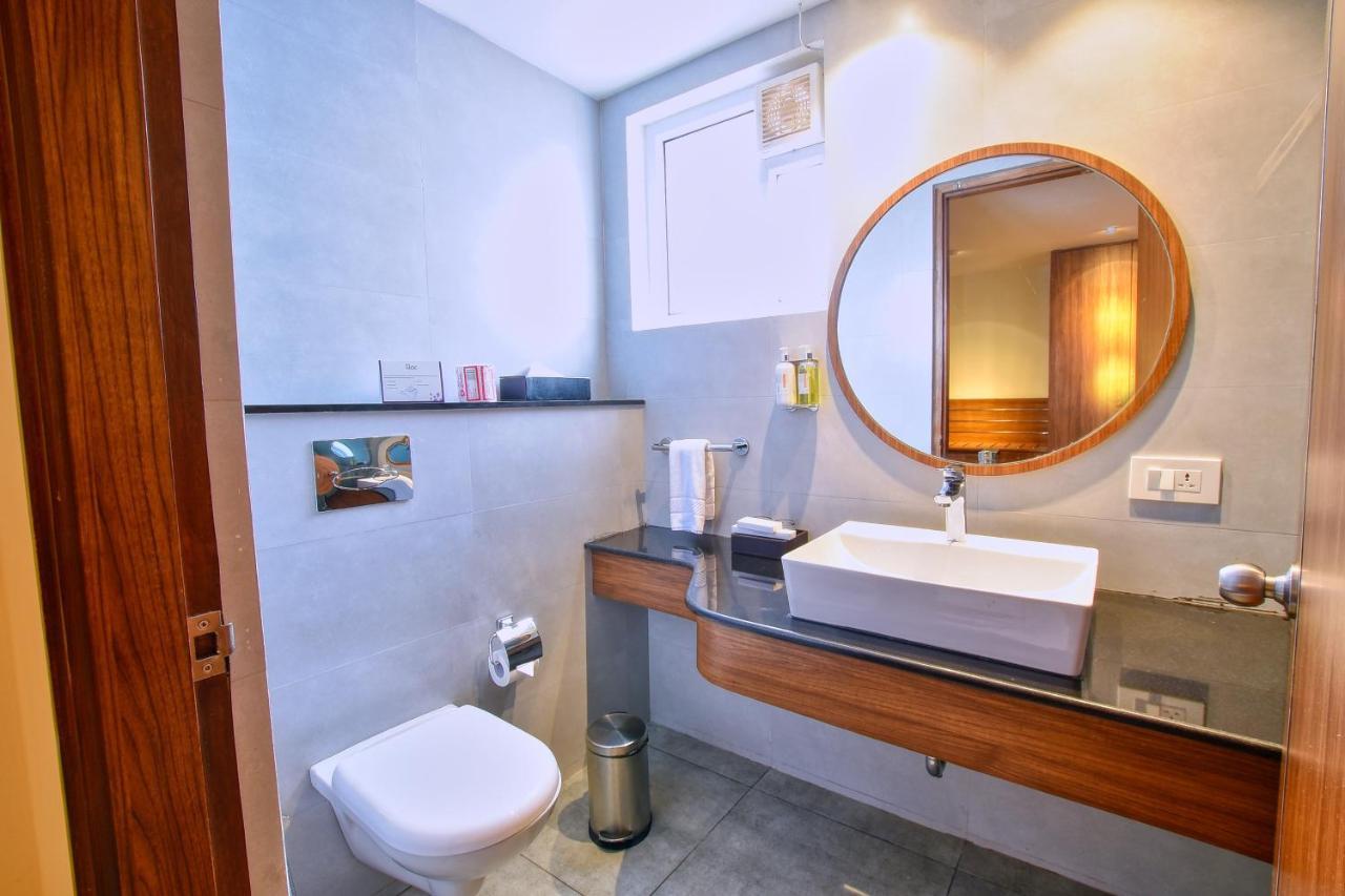 Lilac Hotel, 5th Block Hotel Bangalore
