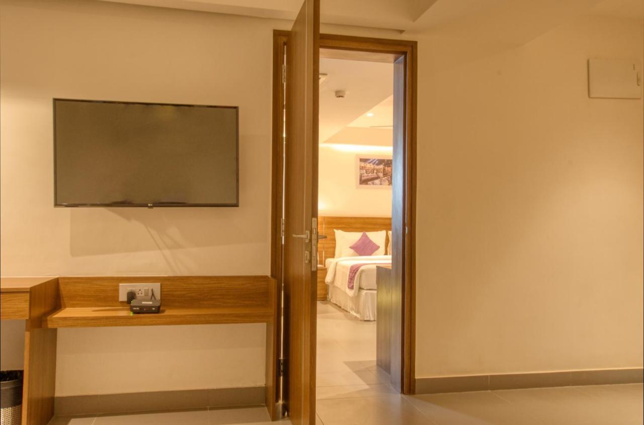 Hotel Lilac Hotel, 5th Block Bangalore