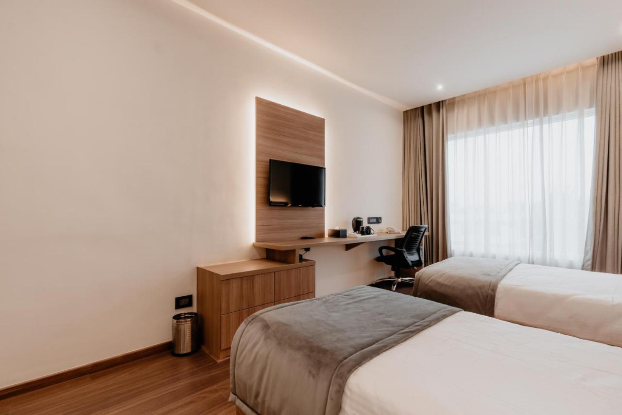 Hotel Velvette Bangalore