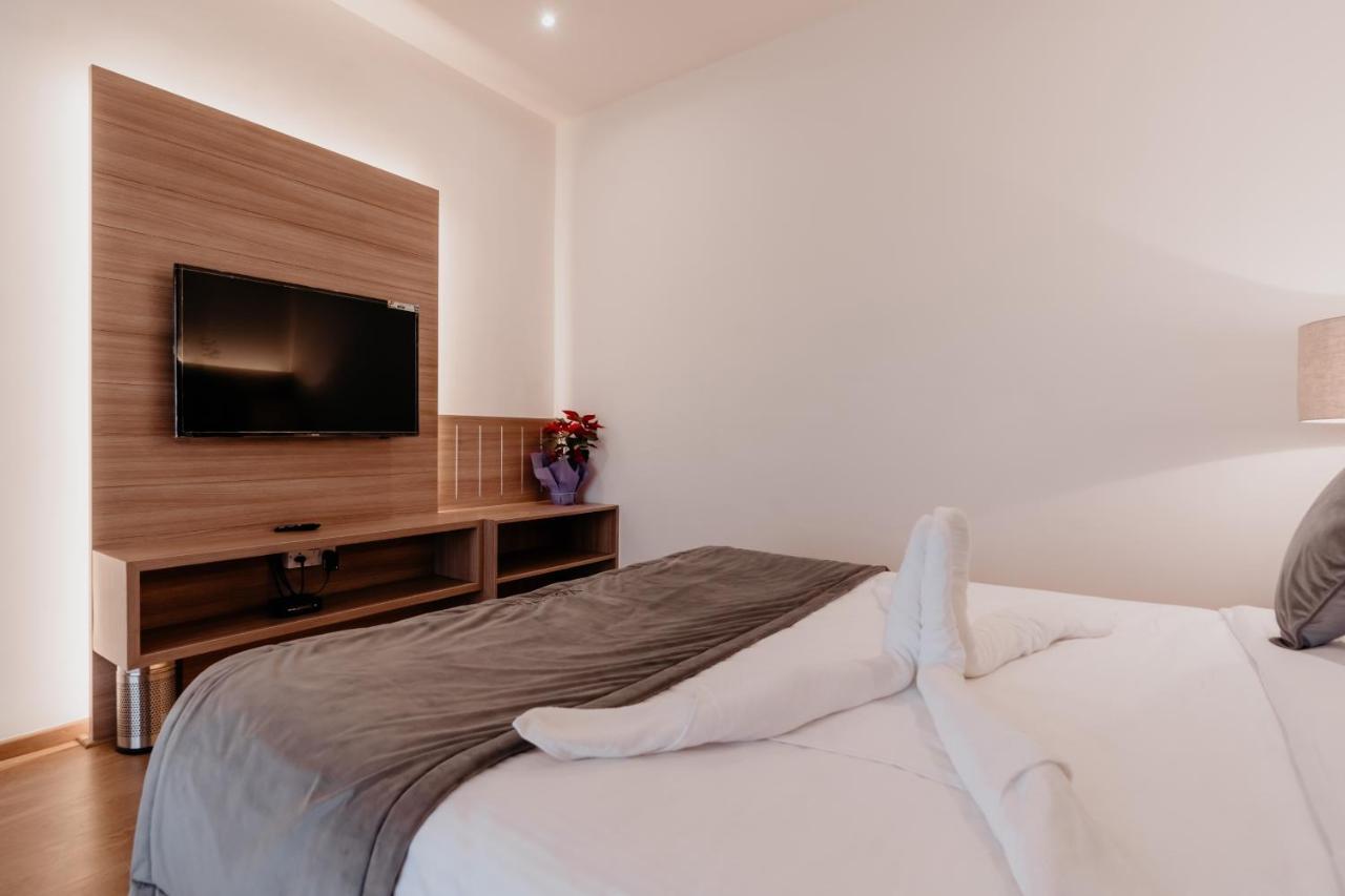 Hotel Velvette Bangalore