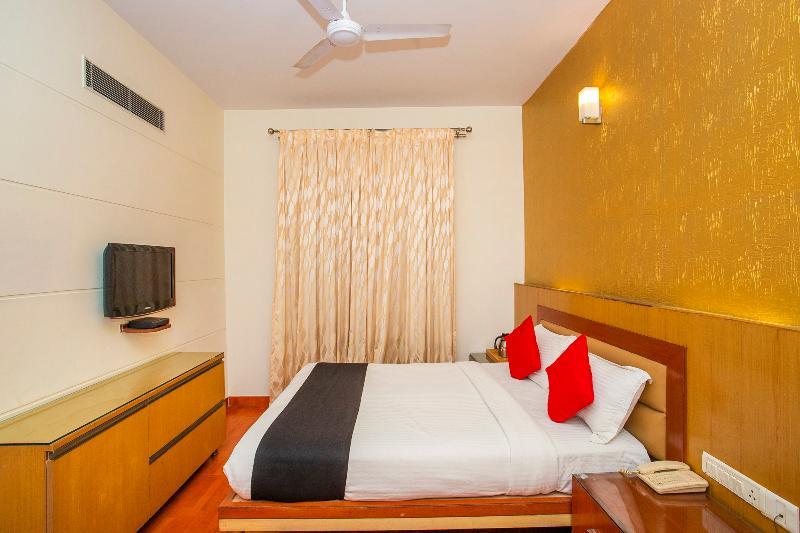 Sandesh Kingston Hotel