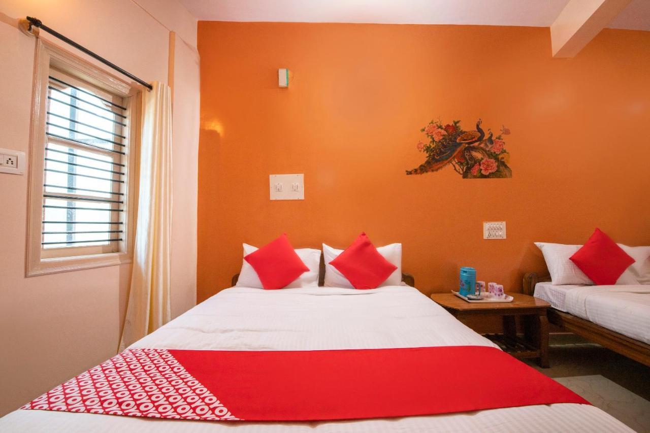 Hotel Oyo 68852 M.r Bangalore