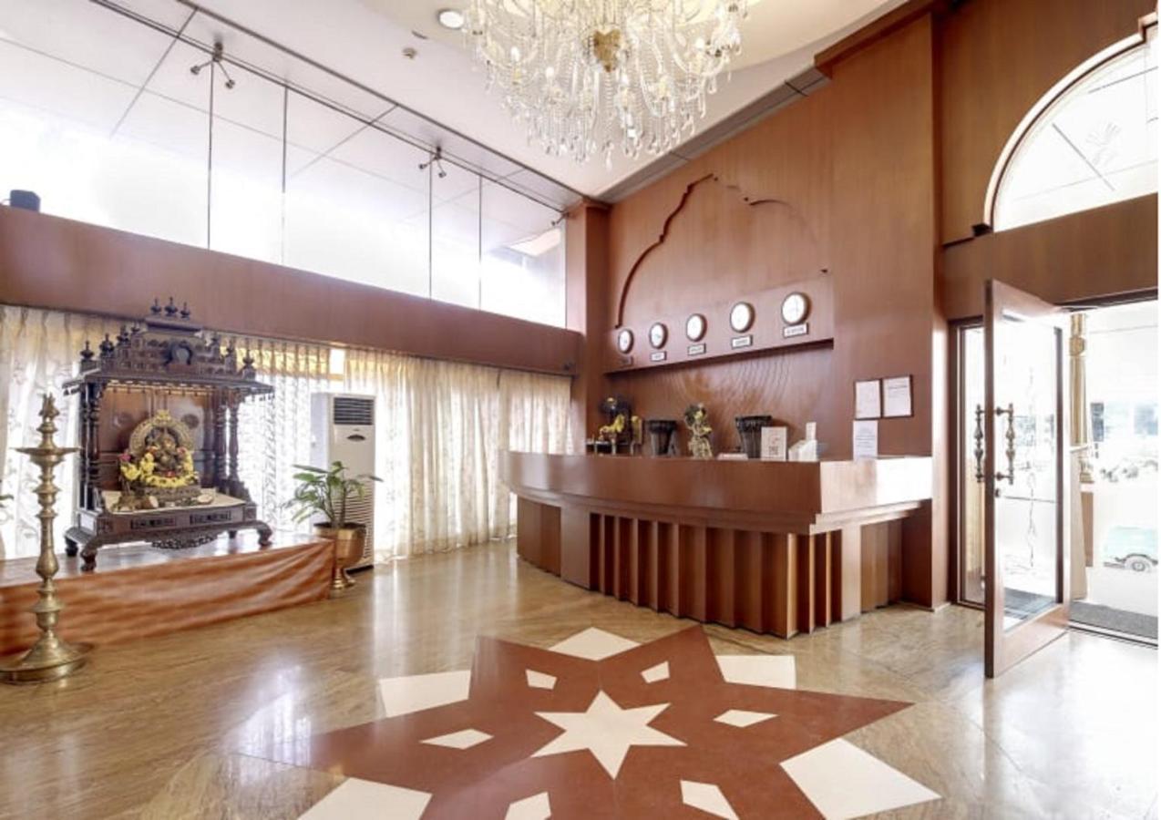 Hotel Crystal Castle 2*