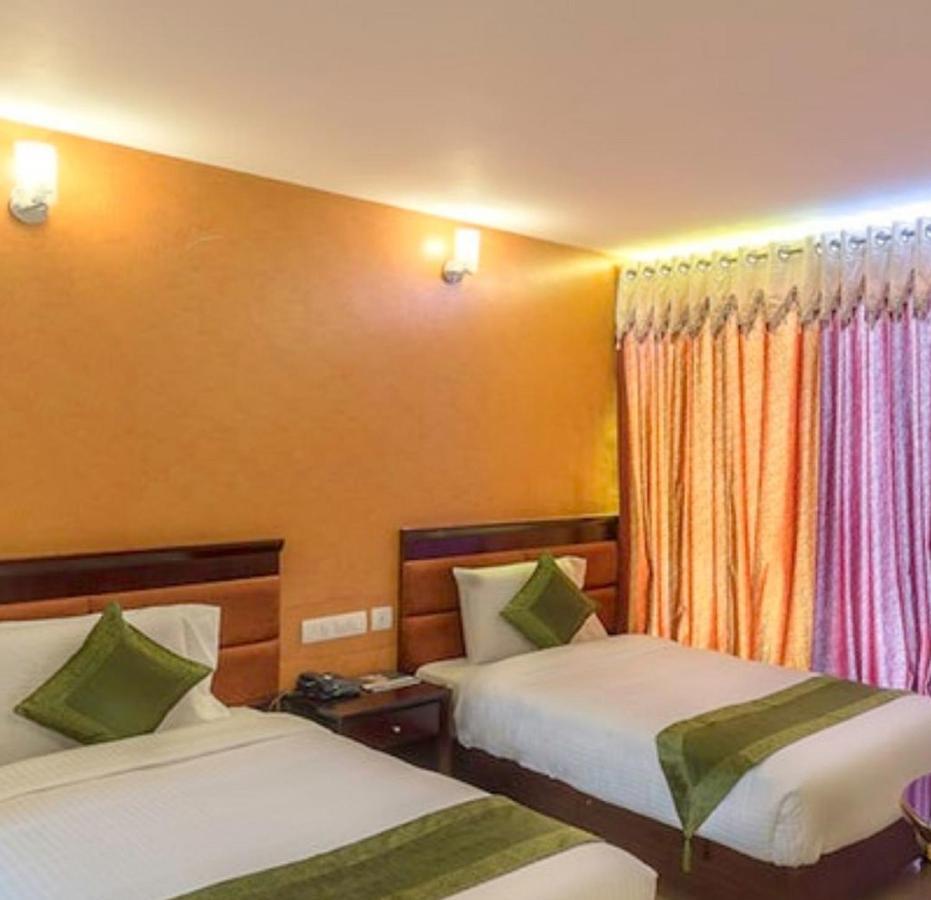 Hotel Crystal Castle Bangalore