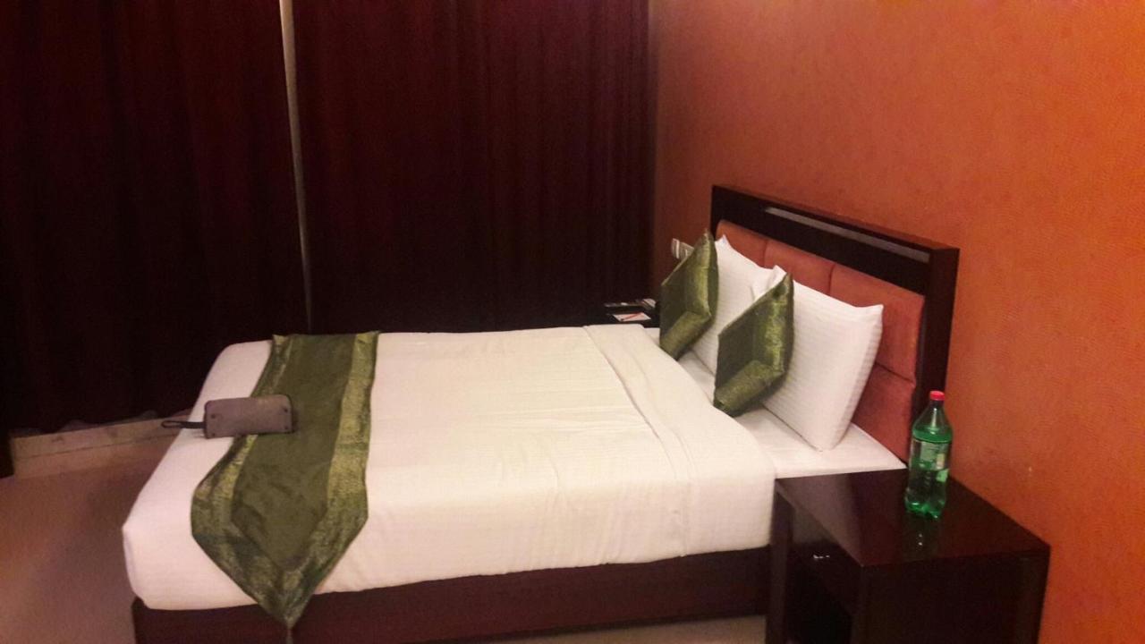 Hotel Crystal Castle