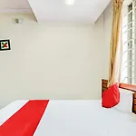 Oyo 60932 Hotel Basera Inn