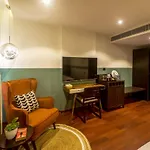 Olive Hotel Mg Road Dunsvirk Inn By Embassy Group