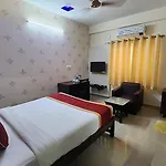 Fabhotel Panchami Comforts