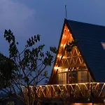 Stayvista At The Goldilocks With Pvt Pool & Gym