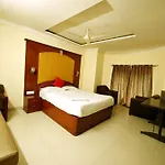 Classic Comforts Hotel