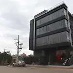 Hotel O Ace