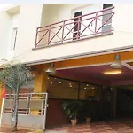 Royal Inn