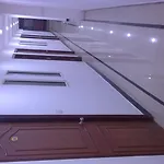 OYO 872 West Park Hotel