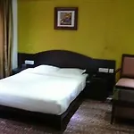 Suvarna Samphala Inn