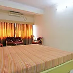 Hotel Lucky Inn