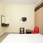 Oyo 10378 Hotel Hibiscus Mayflower