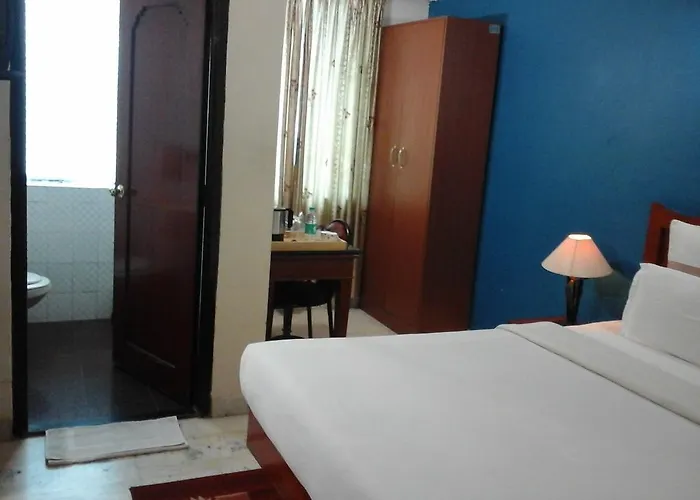 Hotel Pigeon International