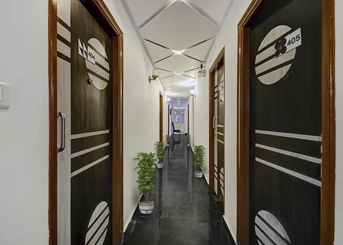 Collection O Hotel Supreme Suites Near Sri Amruth Chithra Mandira