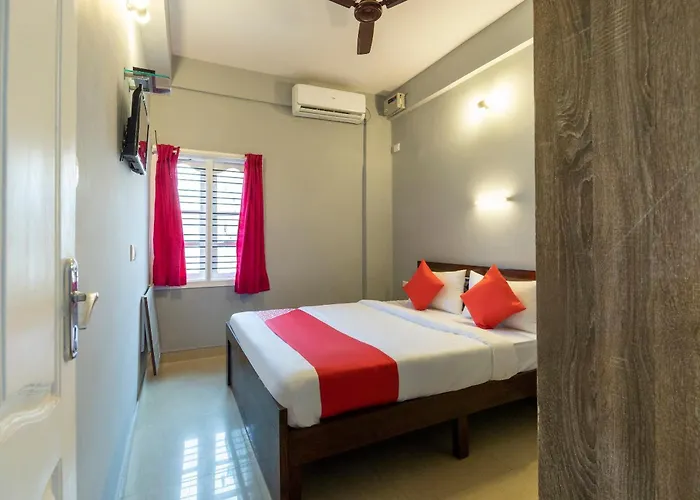 Hotel O Gold Inn Grey