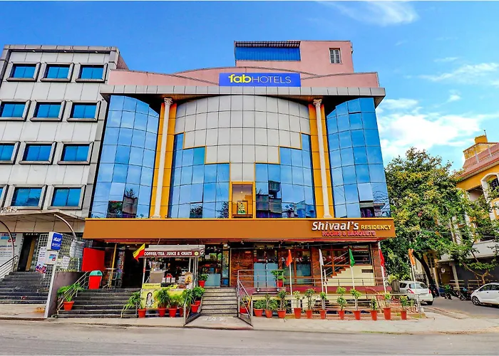 Fabhotel Shivaals Residency - Rajajinagar