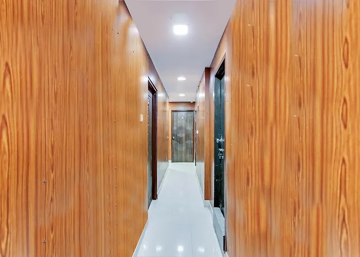 Hotel O Sukhi Palace