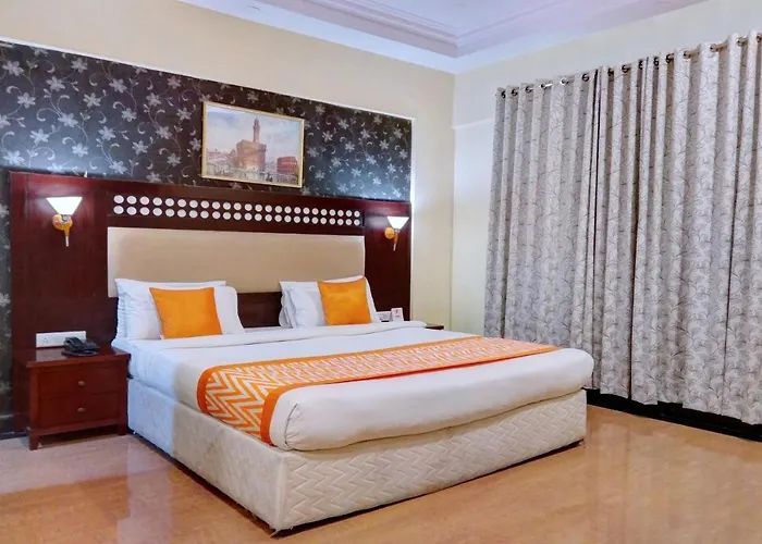 Oyo 10437 Hotel Hibiscus Inn